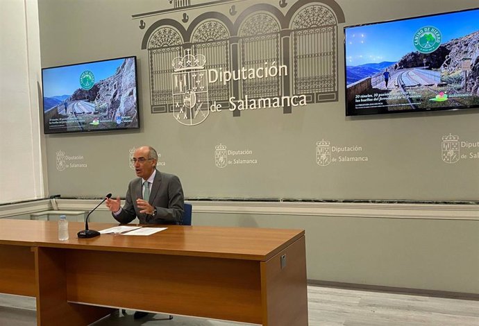 Javier Iglesias, en un momento de la presentación.