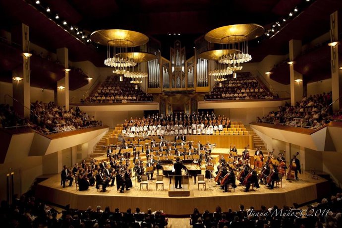 Archivo - La Orquesta Carlos III durante un concierto.