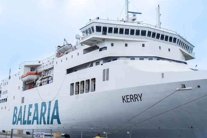 Archivo - Arxiu - Baleària programa una connexió a la setmana entre Alacant i Orà