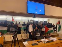 'Acampada por Palestina' clama ante el Consistorio logroñés que "los derechos humanos o son universales o no son"