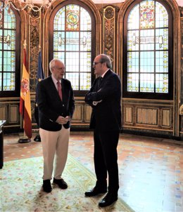 Javier Rupérez, Presidente De Plataforma Denaria, Junto Con El Defensor Del Pueblo, Ángel Gabilondo.