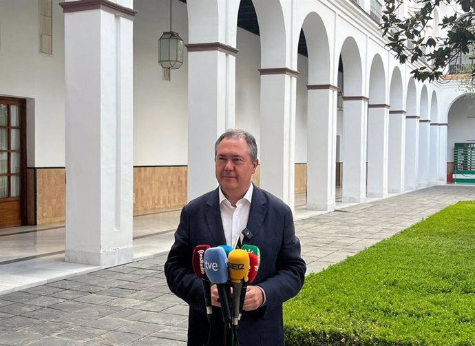 El secretario general del PSOE de Andalucía, Juan Espadas.