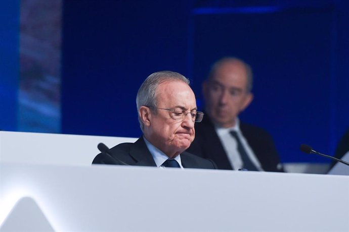 Archivo - El presidente de ACS, Florentino Pérez, durante la junta general ordinaria de accionistas 2024