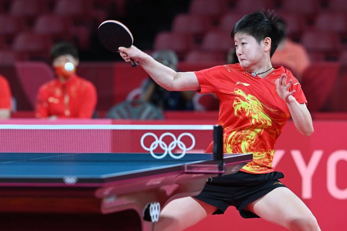 Archivo - 04 August 2021, Japan, Tokyo: China's Sun Yingsha in action during the Women's team semifinals table tennis match between Germany and China at the Tokyo Metropolitan Gymnasium, as part of the Tokyo 2020 Olympic Games. Photo: Swen Pfrtner/dpa