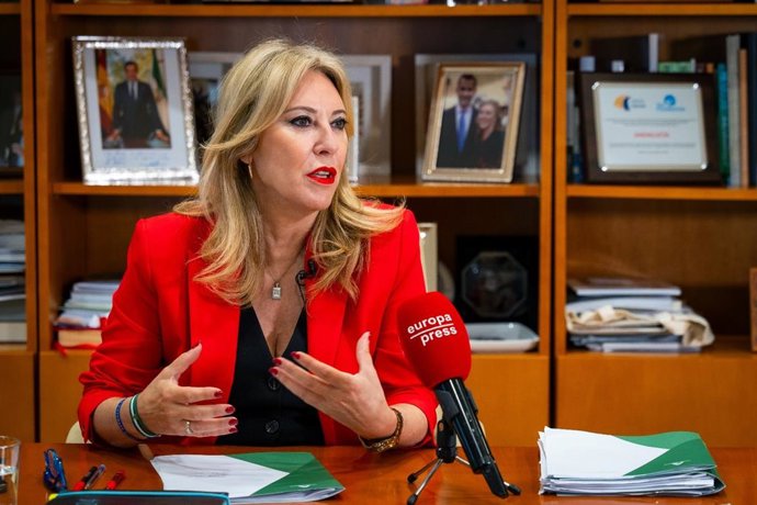 La consejera de Economía, Hacienda y Fondos Europeos, Carolina España, durante la entrevista concedida a Europa Press.