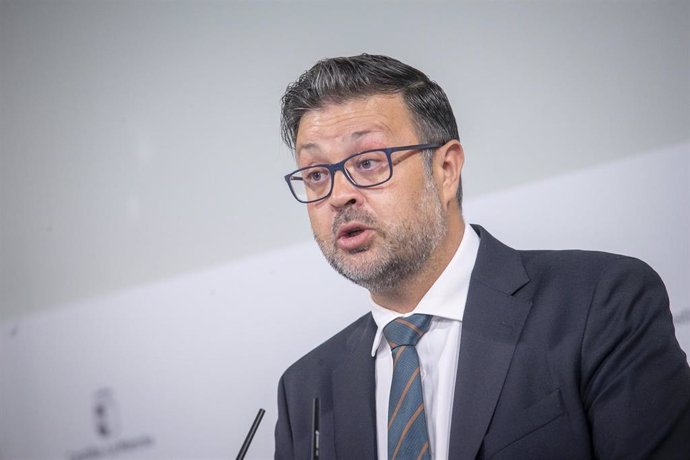 Amador Pastor durante la rueda de prensa para anunciar los acuerdos del Consejo de Gobierno.