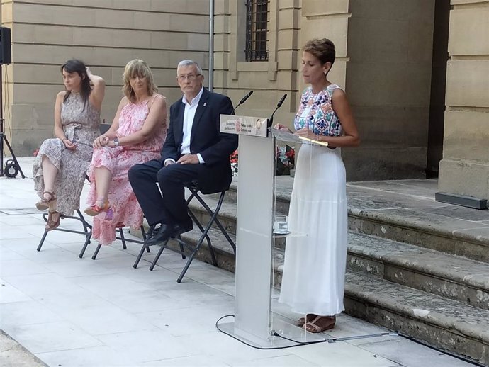 La presidenta del Gobierno de Navarra, María Chivite, en una rueda de prensa con los vicepresidentes Félix Taberna, Ana Ollo y Begoña Alfaro.