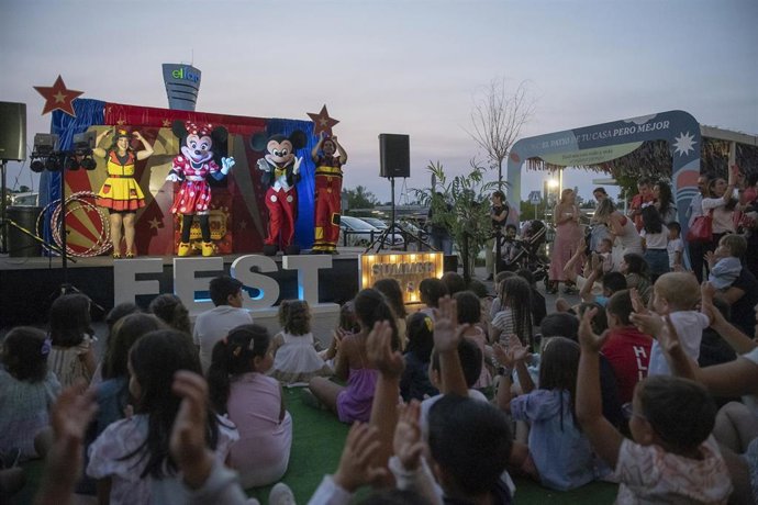 El Faro arranca la segunda parte de su programa estival con circo, teatro, arte urbano y espectáculos de magia.