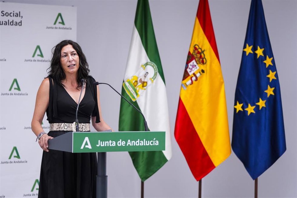 La consejera de Inclusión Social, Loles López, en una imagen de archivo. 