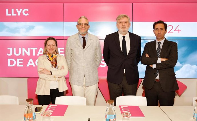 Archivo - Luisa García (COO Global), Alejandro Romero (CEO Global), Francisco Sánchez Rivas (presidente del consejo de administración) y Juan Pablo Ocaña (secretario del consejo de administración).