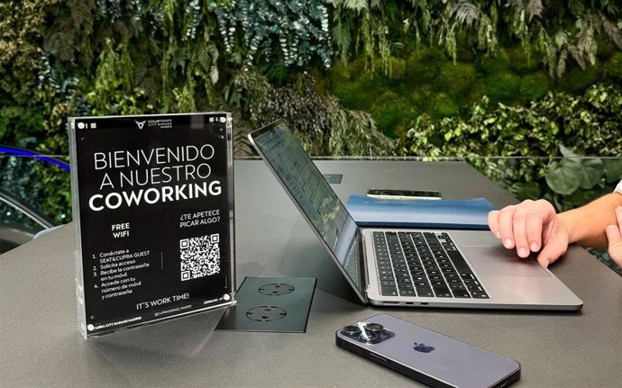 Espacio de 'coworking' del Cupra City Garage Madrid