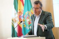 El líder del PSOE de Sevilla traslada "prudencia" ante el pacto ERC-PSC con "plena confianza" en Sánchez y Montero