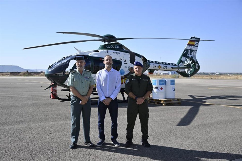 La Guardia Civil completa su primer vuelo con combustible sostenible producido por Repsol