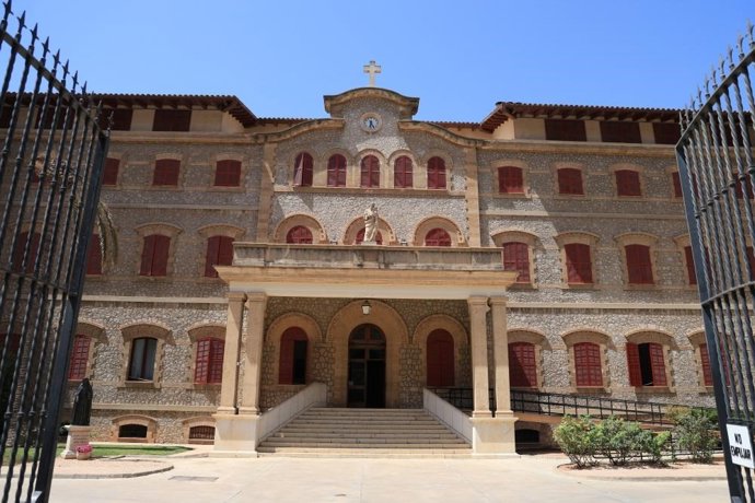 Eficicio de las Hermanitas de los Pobres