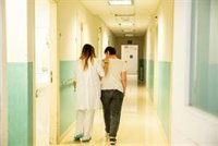 Los médicos de familia reclaman más protagonismo en el anteproyecto de ley para reducir el consumo de alcohol en menores