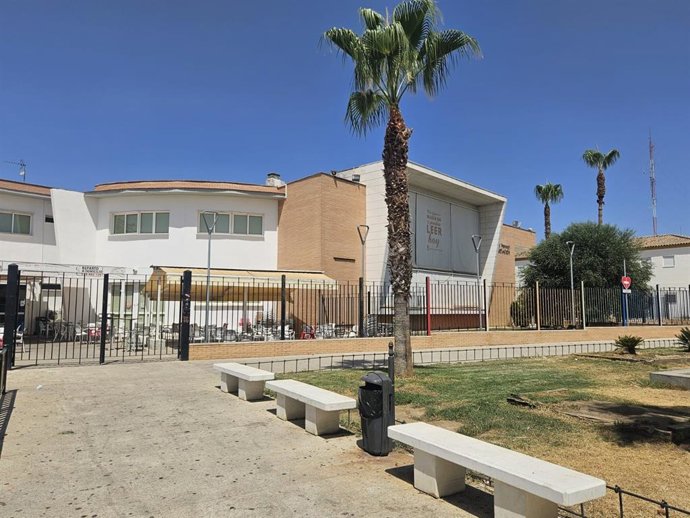 Fachada del centro cívico La Estación de Guillena.