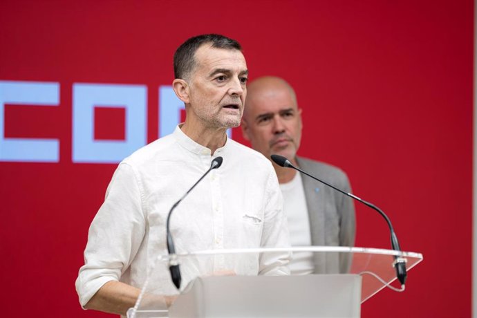 El coordinador federal de Izquierda Unida, Antonio Maíllo, durante una reunión, en la sede del sindicato, a 22 de julio, en Madrid (España).