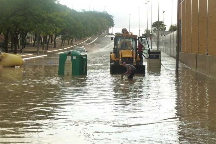 Archivo - Inundaciones en Estepa tras una tormenta