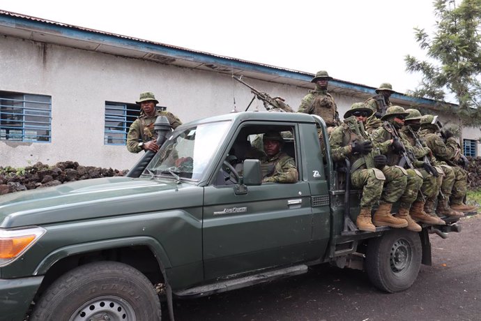 Archivo - SAKE, March 3, 2024  -- Soldiers are seen in Sake, eastern Democratic Republic of the Congo (DRC), on March 1, 2024. TO GO WITH "Roundup: Regional military leaders meet in eastern DRC to coordinate strategy against M23 rebels"