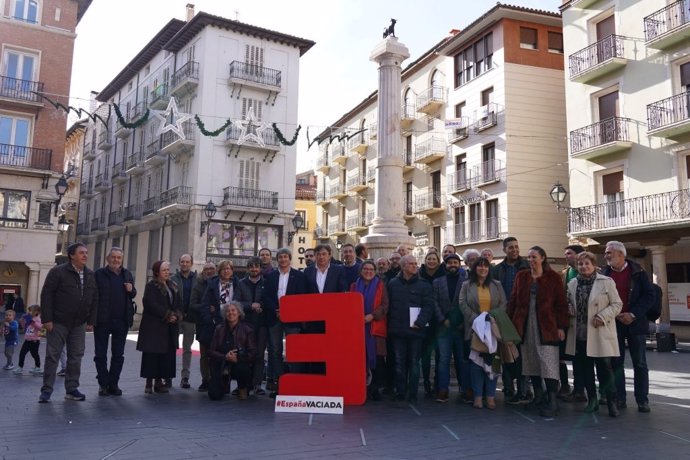 Integrantes de las formaciones de España Vaciada