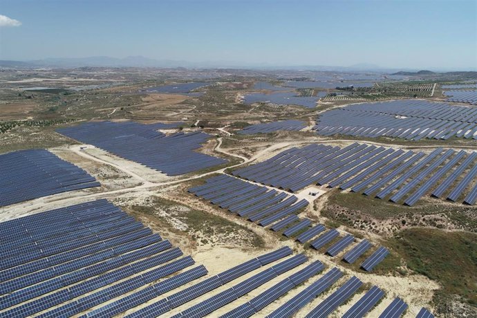 Archivo - Planta Solar de Mula (Murcia)