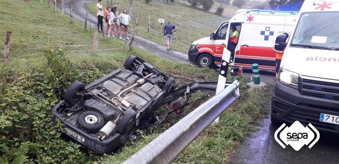 Accidente de tráfico en Nava.