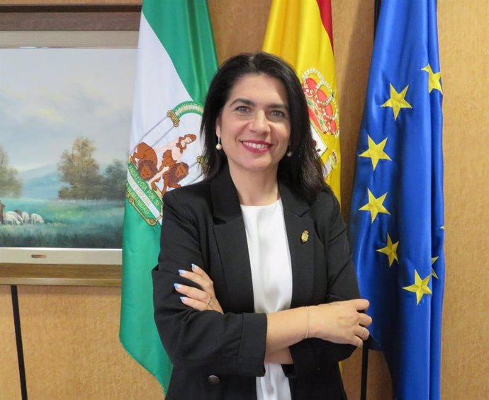 La delegada territorial de Economía, Hacienda, Fondos Europeos y de Industria, Energía y Minas en Huelva, Lucía Núñez.