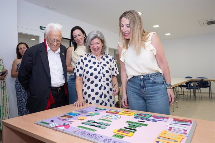 María Guardiola, durante la inauguración de la residencia de Alía.