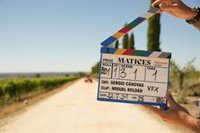 Primera imagen de Matices, serie de SkyShowtime con Luis Tosar, Elsa Pataky y Maxi Iglesias