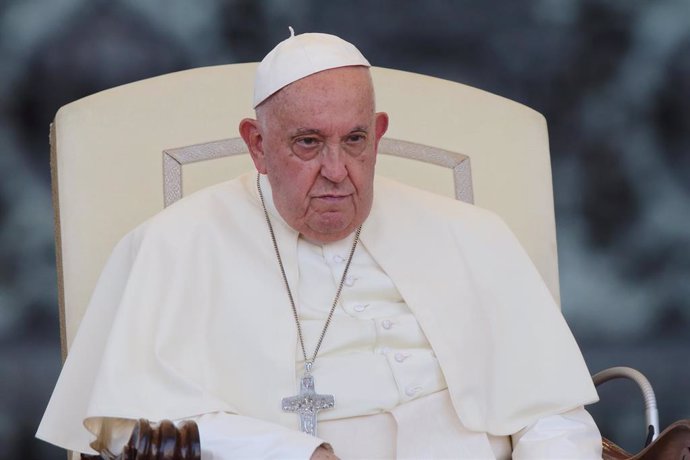 30 July 2024, Vatican, Vatican City: Pope Frances addresses Pilgrims by Coetus Internationalis Ministrantium (altar boys and girls) at St. Peter's Square, Vatican City. Photo: Evandro Inetti/ZUMA Press Wire/dpa