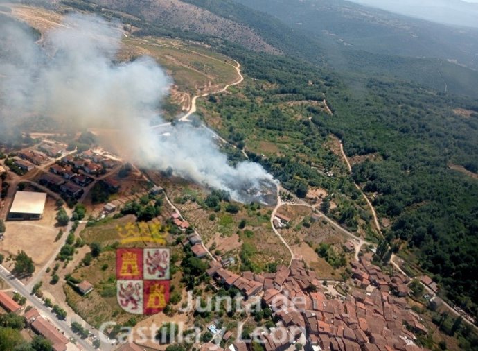 Incendio de Velilla de los Ajos (Soria)