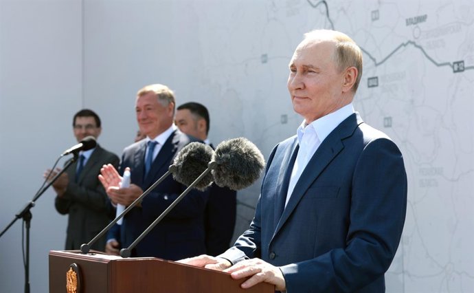HANDOUT - 16 July 2024, Russia, Tver: Russian President Vladimir Putin reacts during the opening ceremony of the last phase of the Moscow-Saint Petersburg motorway. Photo: -/Kremlin/dpa