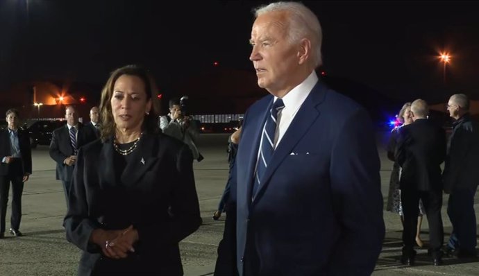 El president dels EUA, Joe Biden, i la vicepresidenta, Kamala Harris, reben els tres nord-americans alliberats per Rússia