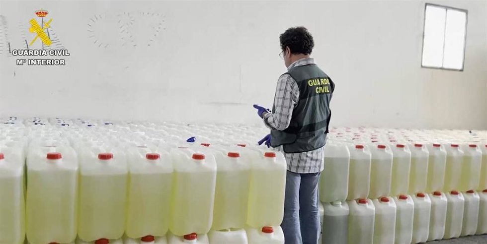 Cae en Almería una red de suministro de gasolina en alta mar a embarcaciones para narcotráfico e inmigración irregular