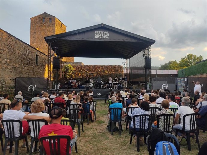 Concierto de jazz en el Festival de los Castillos de Aínsa