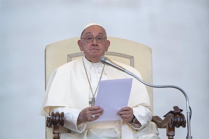 30 July 2024, Vatican: Pope Francis attends an open-air audience of XIII International Pilgrimage of Altar Servers at St. Peter's square in the Vaticann. Photo: Alessia Giuliani/IPA via ZUMA Press/dpa