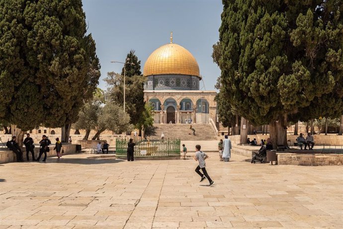 Explanada de las Mezquitas con la mezquita Al Aqsa al fondo, en Jerusalén