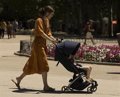CCOO exige la remuneración "inmediata y completa" de las 8 semanas de permiso parental, tras el incumplimiento de España