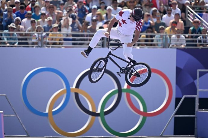 31 July 2024, France, Paris: Latvia's Ernests Zebolds in action during the Men's BMX Freestyle final at La Concorde 2 during the Paris 2024 Olympic Games. Photo: Sina Schuldt/dpa