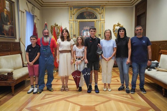 Alazne Rubio y Joritz Esperanza encarnarán a 'Edurne' y 'Celedón Txiki'