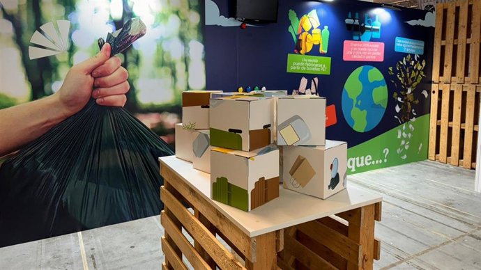 Stand del Consorcio para la Gestión de Residuos Sólidos de Asturias (Cogersa) en la 67 Feria Internacional de Muestras de Asturias (Fidma), Gijón.