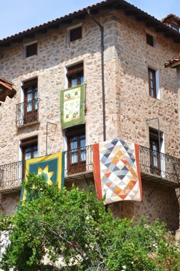 Archivo - Almazuelas colgadas en Pradillo (La Rioja)