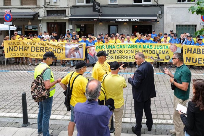 AMA propone novar los convenios de los afectados por los derribos para hacer efectiva la PNL en la Ruta de los Inocentes