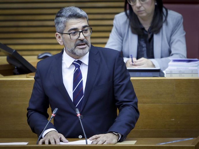 El portavoz de Movilidad y Transporte del Grupo Popular en Les Corts, José Forés