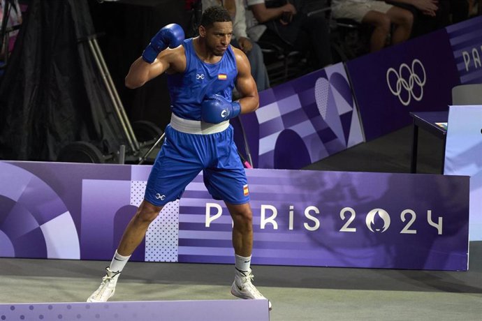 El boxeador español Enmanuel Reyes Plá, en Paris 2024.