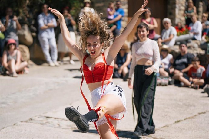Festival Dansàneu 2024 en les Valls d'Àneu, en el Pirineo de Lleida