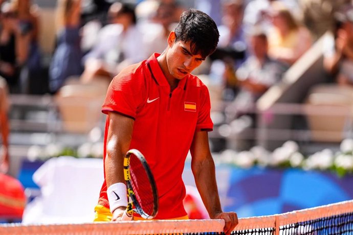 Carlos Alcara se lamenta durante la final de los Juegos Olímpicos de París