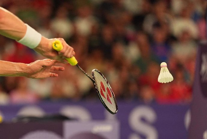 August 04 2024: Viktor Axelsen (Denmark) competes during men's semi-final on Day 9 of the Olympic Games at Stade de France, Paris, France. Ulrik Pedersen/CSM.