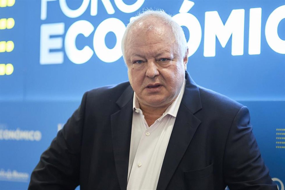 Archivo - El director ejecutivo de la Fundación de Estudios de Economía Aplicada (FEDEA), Ángel de la Fuente, en una imagen de archivo. 