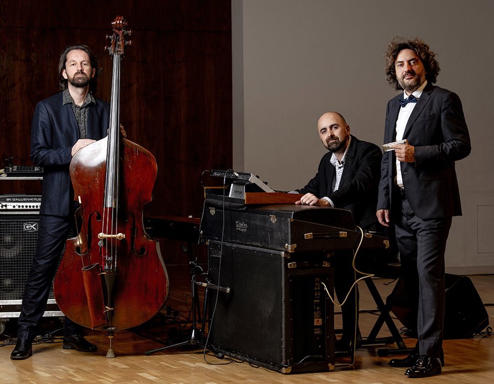 Archivo - Antonio Serrano, Daniel Oyarzabal y Pablo Martin actuará en Canfranc Estación